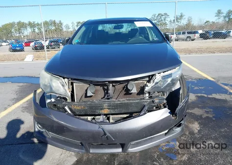 2012 Toyota Camry Se z USA, uszkodzony, nr VIN 4T1BF1FK6CU178218